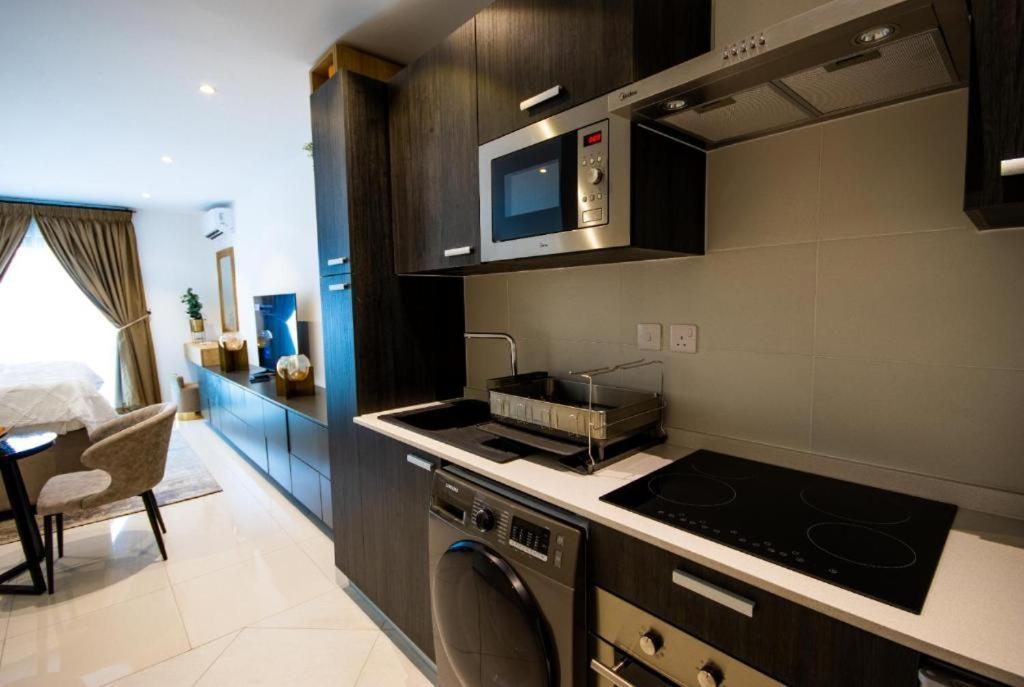 Splendid Apartments @ The Lennox อักกรา ภายนอก รูปภาพ