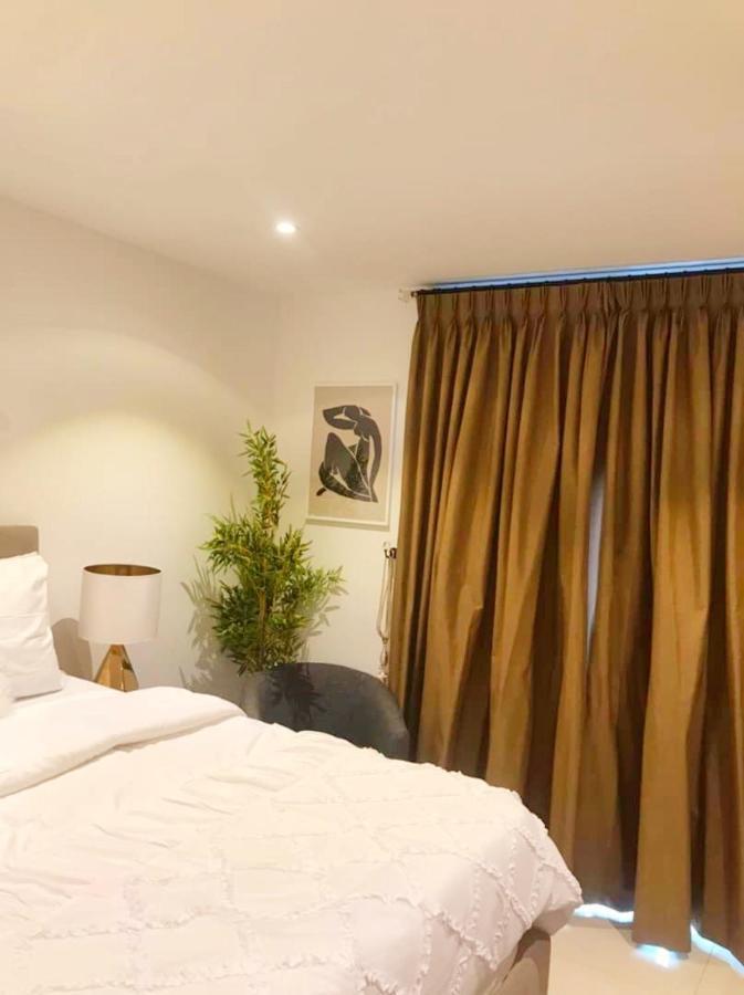 Splendid Apartments @ The Lennox อักกรา ภายนอก รูปภาพ